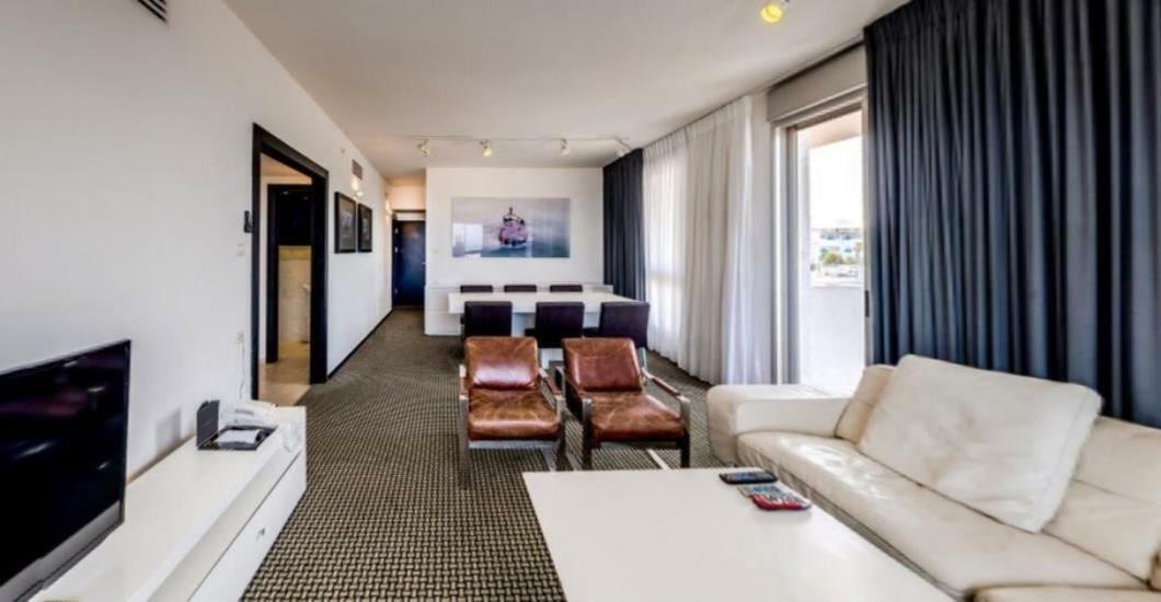 Beach Luxury Apartments And Suites Tel Aviv Exterior photo
